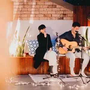 Acoustic Autograph Entertainment Band