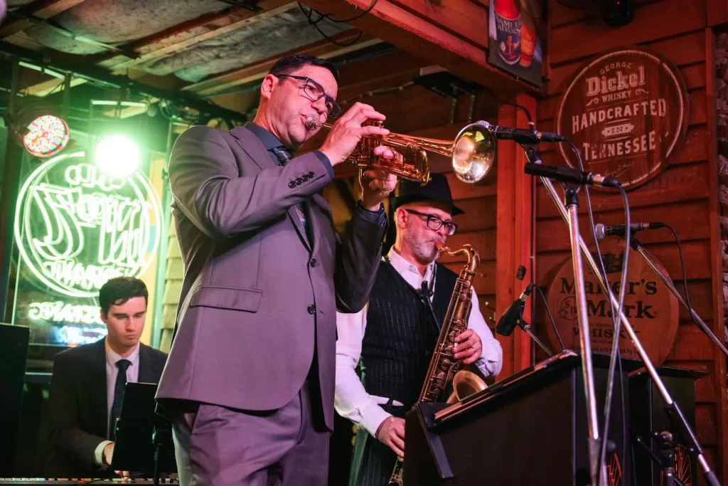 Aj Hix and his Rhythm Six