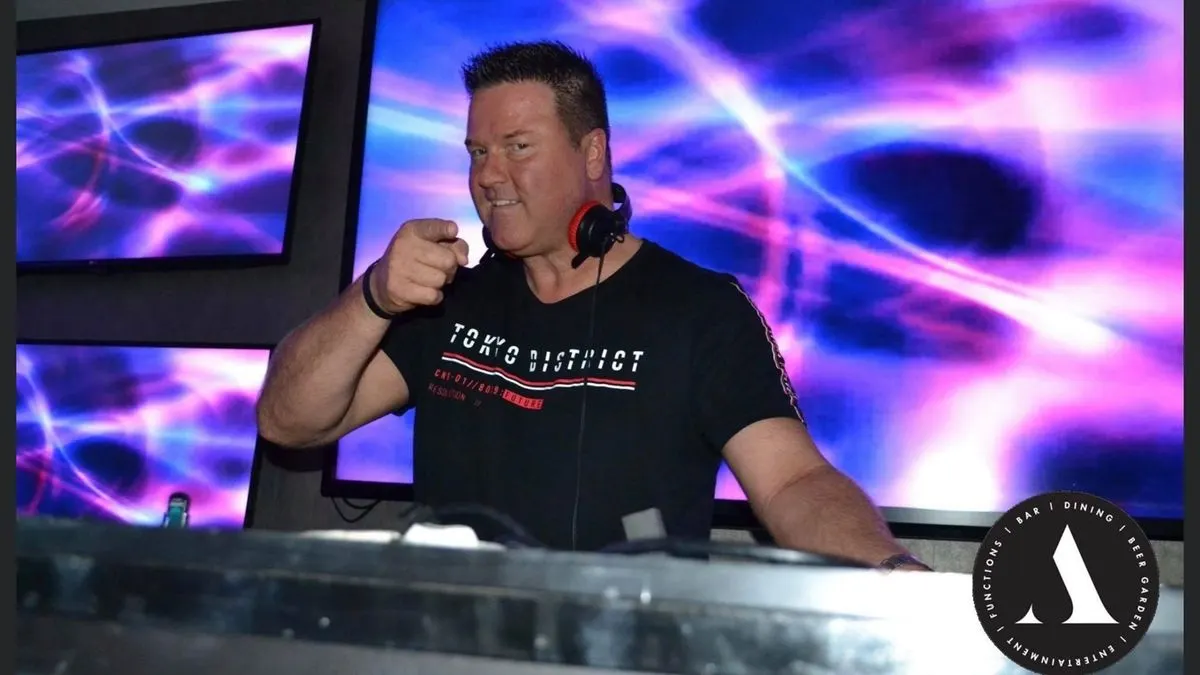 DJ Johnny Gurr