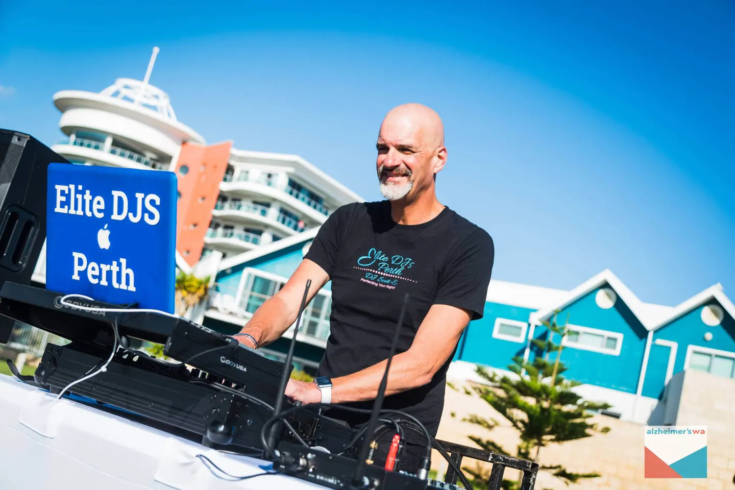 DJ Scott-e