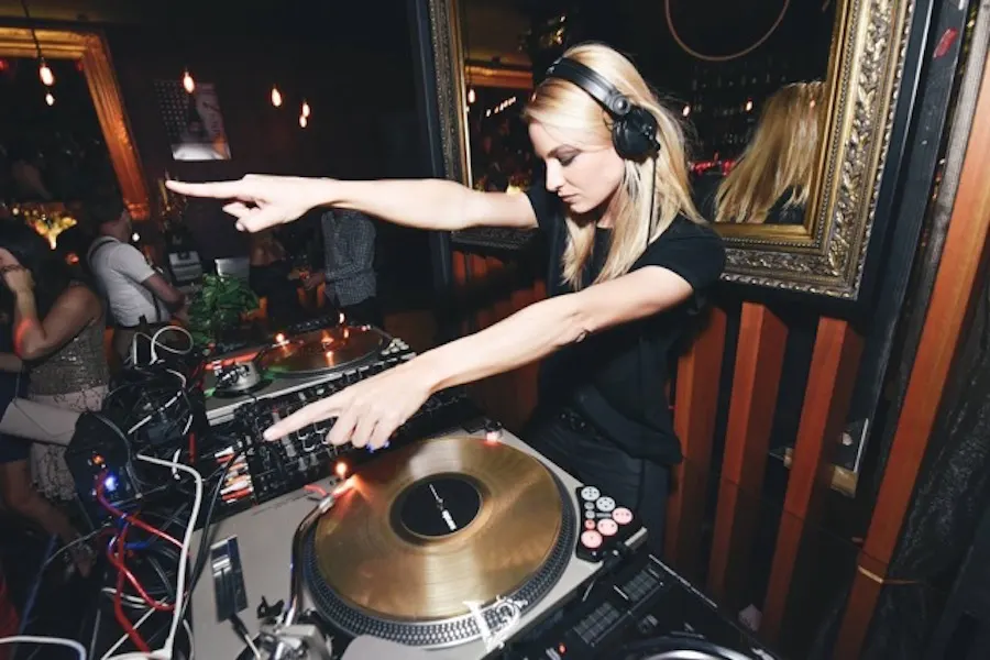 DJ Selina Murby