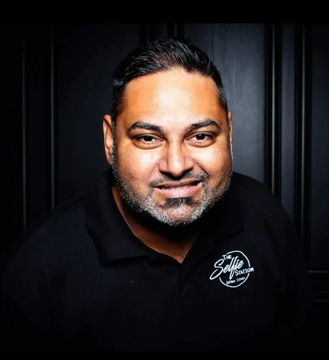 DjNav Sydney & The Selfie Station