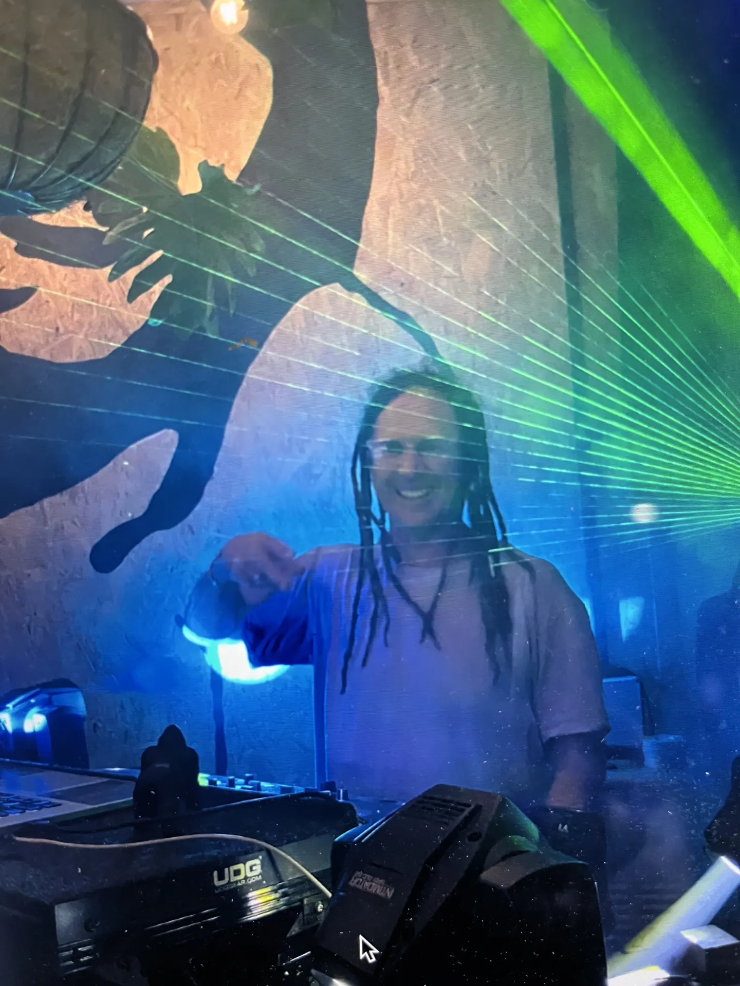 Djseaneg