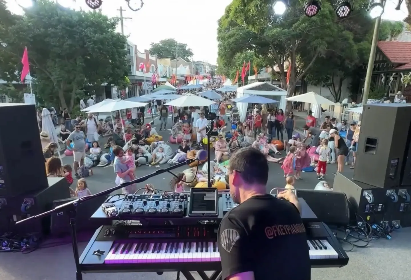 F Key Piano Man