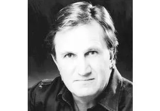Frankie J Holden