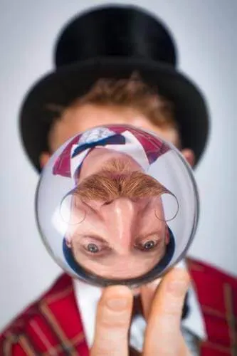 George Circus Performer