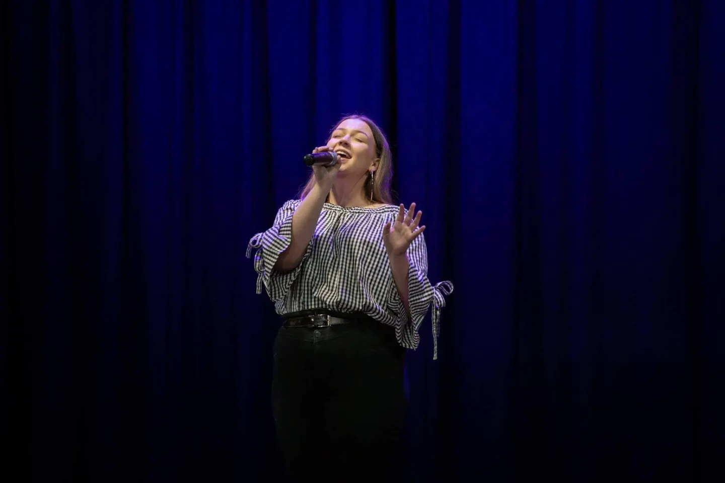 Hayley Vernon Music