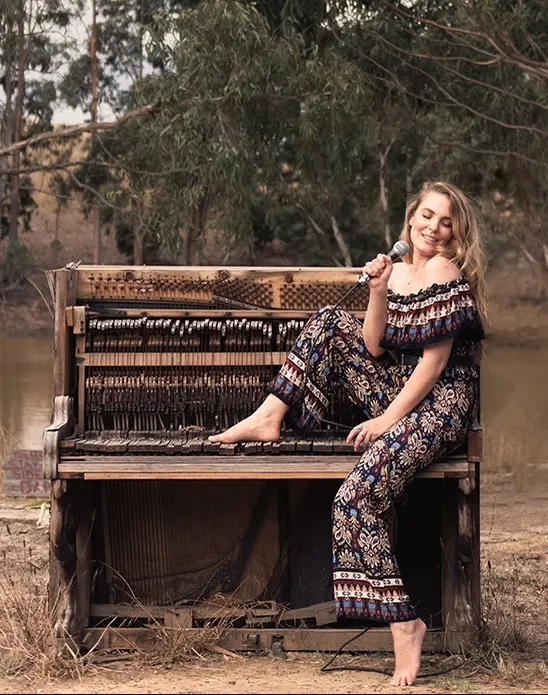 Jaymi Raine Music