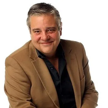 Mikey Robins