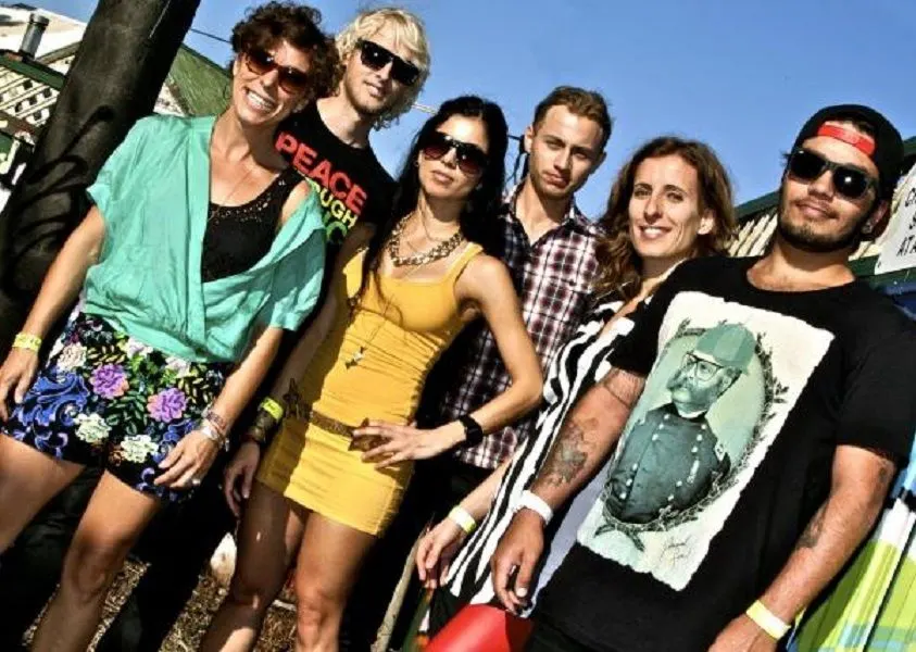 Travelaz Reggae Band